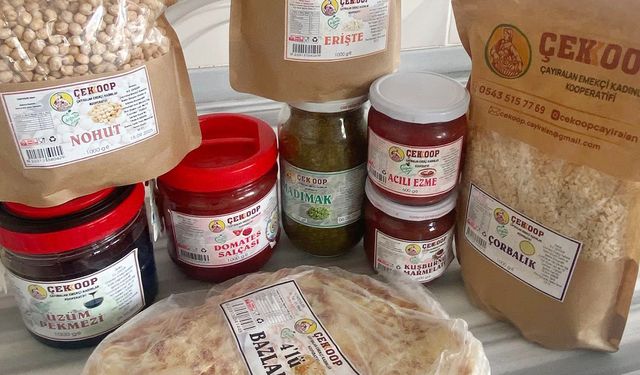 Yozgat’ın Çayıralan İlçesi’nde dünyanın dört bir yanına Ramazan paketi..