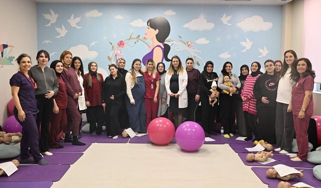 Ankara Etlik Şehir Hastanesi Gebe Okulu Şubat Ayı Etkinliğini Gerçekleştirdi