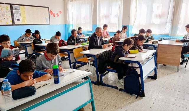 Kadışehri’nde Okuma Seferberliği: Okuyan Zihinler Anlatan Yüreklerle Buluşuyor!