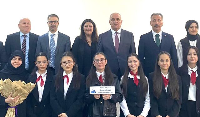 Sincan'da Mustafa Kutlu Külliyatı Masaya Yatırıldı