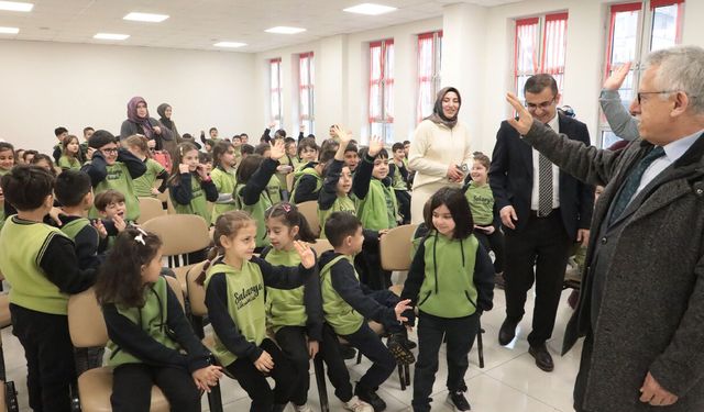 Yozgat Belediye Başkanı Kazım Arslan Sakarya İlkokulu Öğrencileriyle Buluştu