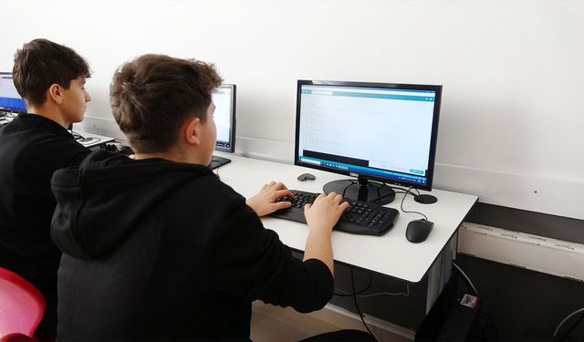 Yozgat Çözüm Koleji’nden Gençlere Kodlama ve Yazılım Eğitimiyle Geleceğe Hazırlık