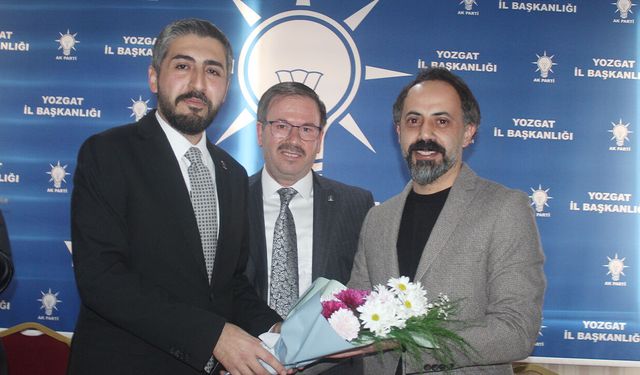 AK Parti Yozgat Merkez İlçe Başkanlığı’nda Devir Teslim: Kazım Emiroğlu Şimşek Göreve Başladı