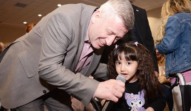 Ankara Bilkent Şehir Hastanesi’nde ‘Benim Hikayem’ Buluşması: Metin Şentürk hastalara umut oldu