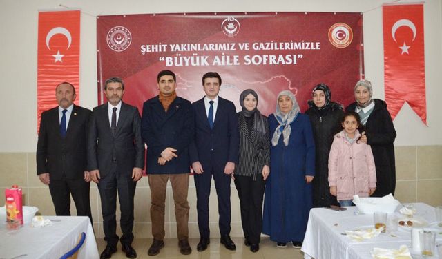 Aydıncık’ta Vefa Buluşması: Başkan Tekçam Şehit Yakınları ve Gazilerle İftarda Buluştu