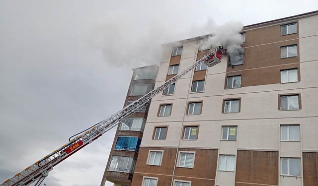 Yozgat’ta Apartman Yangınında korku dolu anlar