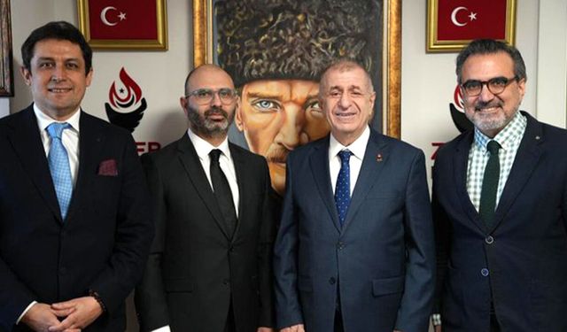 Ankara’nın Tanınmış Doktorları Zafer Partisi’ne Katıldı: Prof. Dr. Ahmet İlkay Işıkay da Üye Oldu