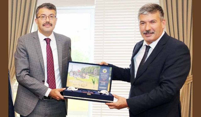 Türkiye Ziraat Odaları Birliği (TZOB) Yönetim Kurulu Üyesi Eyyup Elmalı’dan Akdağmadeni’nde birlik iftarı