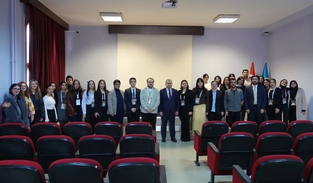 Ankara Üniversitesi’nden Disiplinlerarası Sosyal Bilimler Etkinliği: Bilim Akademik Sınırları Aştı