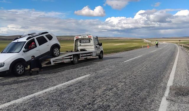 Yozgat’ta Arızalanan Araca Jandarma Desteği