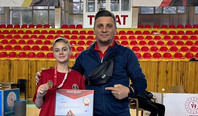 Boğazlıyanlı Belinay Şakacı Tokat’ta Altın Madalya Kazandı
