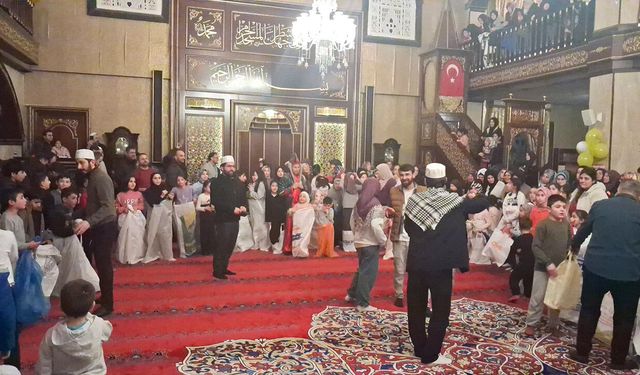 Yozgat’ta Çocukların Ramazan Sevinci Camiye Sığmadı