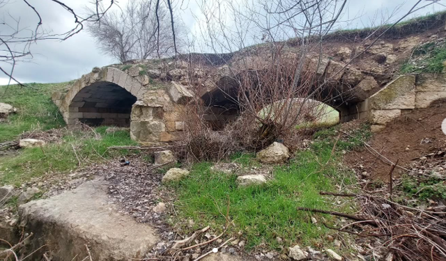 Yozgat’ın Saklı Tarihi Ortaya Çıktı! Ak Köprü Asırlara Meydan Okuyor