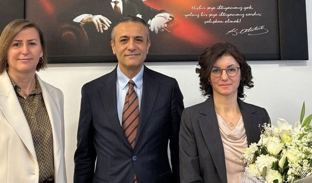 Gazi Üniversitesi Hemşirelik Fakültesi Dekanlık Görevinde Devir Teslimi