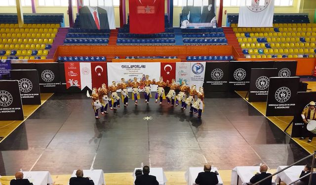 Yozgat’tan da gittiler: Kırıkkale’de Halk Oyunları Coşkusu