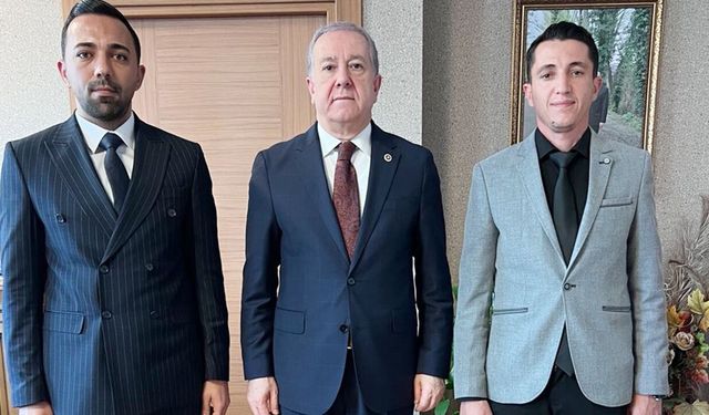 Yozgat’ın o başkanı için hizmet mesaisinde: Başkan Karaca’dan Sadir Durmaz’a Ankara Ziyareti