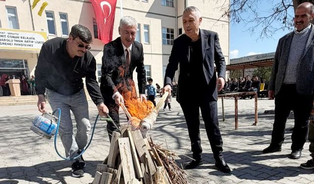 Şefaatli’de Nevruz Coşkusu: Türk Dünyası ve Toplulukları Haftası Kutlandı