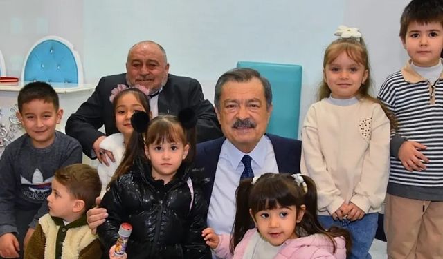 Yozgat Milletvekili Lütfullah Kayalar katıldığı iftar programlarında ilgi odağı oluyor: