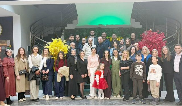 Sarıkaya Devlet Hastanesi’nde Şeyma Yeşilyurt’a Duygusal Veda Gecesi