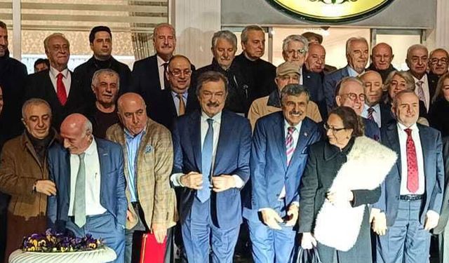 İYİ Parti Yozgat Milletvekili Lütfullah Kayalar Turgut Özal Platformu İftar Programına Katıldı
