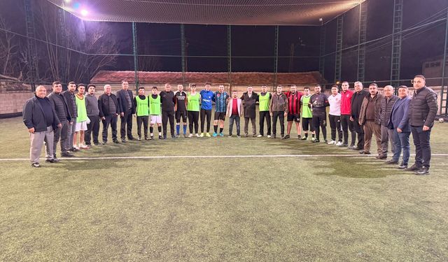 Yerköy’de Gençlik ve Spor Buluşması: Başkan Fatih Arslan Gençlerle Futbol Etkinliğinde Bir Araya Geldi