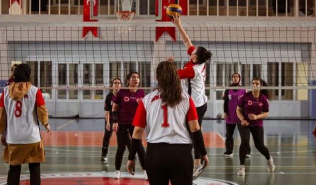 Yozgat Bozok Üniversitesi’nde Fakülteler Arası Kadınlar Voleybol Akşam Ligi Başlıyor