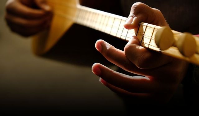 Yozgat Sürmelisi Nedir? Yozgat Sürmelisi Sözleri ve Türkünün Hikayesi