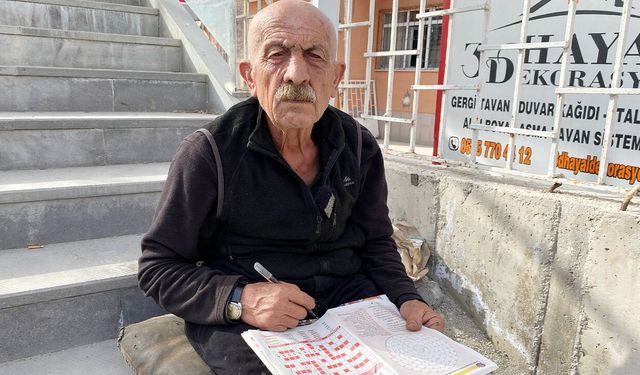 Yozgatlı Saffet Ertek’in Gazeteyle Başlayan Alışkanlığı Hayatının Parçası Oldu