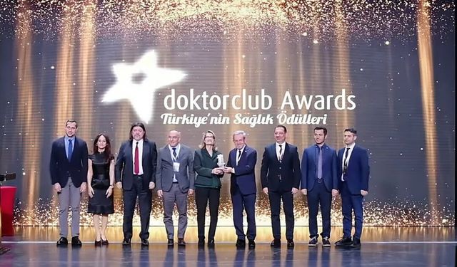Ankara Üniversitesi Tıp Fakültesi’ne Çifte Gurur: Doktorclub Awards 2025’te İki Birincilik!