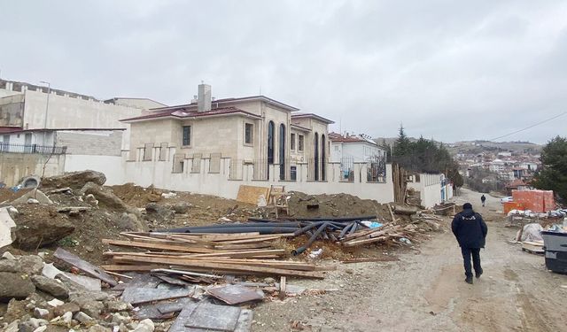 Çekerek’e Modern Hizmet Binası: İlçe Emniyet Müdürlüğü İnşaatı Hızla Yükseliyor