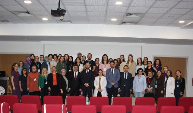 Etimesgut Devlet Hastanesi’nde Palyatif Bakım Hemşireliği Eğitimi Başladı