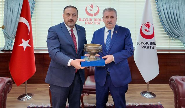 Çiçekdağı Belediye Başkanı Hasan Hakanoğlu’ndan Mustafa Destici’ye Ziyaret: Yerel Projeler Masada