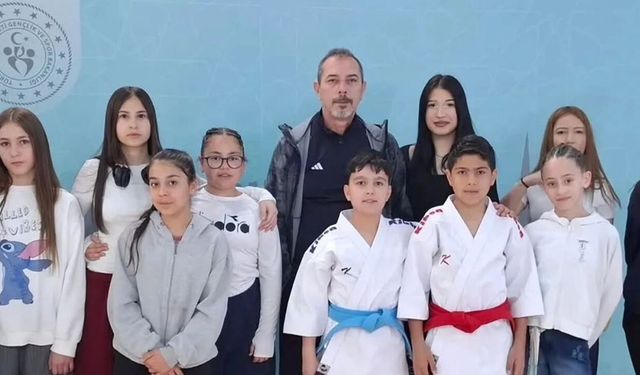 Yozgatlı Karateciler Gümüşhane Yolcusu | Grup Müsabakalarında Türkiye Şampiyonası Hedefi