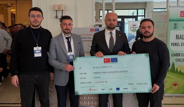 Sarıkaya’ya IPARD III Desteği: Belediye Başkanı Osman Gözan Destek Paketini Teslim Aldı