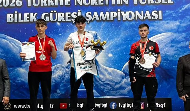 Sorgunlu Öğrenci Ubeyde Efe Kaya’dan Bilek Güreşinde Çifte Derece