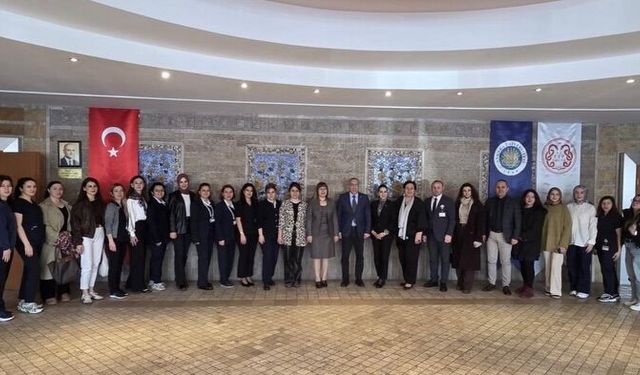 Türkiye’de Üniversite Hastanelerinde Bir İlk: Ankara Üniversitesi’nde Çocuk Acil Hemşireliği Sertifika Programı Başladı