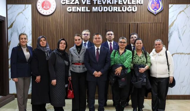 Ankara’da Bağımlılıkla Mücadele Zirvesi: Yaşamda Kal Ekibi Cumhurbaşkanlığı’nda
