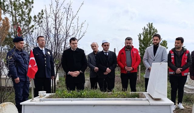 Yerköy’de Şehitler İçin Kabir Ziyareti: Yıl Dönümünde Anma Programı Düzenlendi