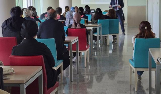 Yozgat’ta Sağlık Personeline Tıbbi Malpraktis Eğitimi: Hata ile Komplikasyon Arasındaki Fark Anlatıldı
