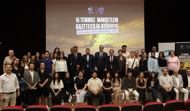 BİK’ten Genç Gazetecilere 15 Temmuz Atölyesi: Darbe Gecesinin Manşetlerini İletişim Öğrencileri Yazıyor