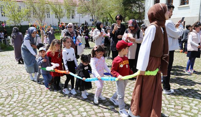 Yozgat Bozok Üniversitesi’nden Çocuklara Renkli Şenlik: “Gelenekten Geleceğe İlk Adım”