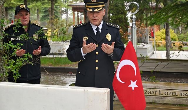 Yozgat Emniyet Müdürü Pekin'in ilk ziyareti Şehitliğe Yaptı
