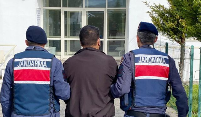 Yozgat’ta Jandarma’dan Operasyon: Dolandırıcılık ve Cinsel Taciz Suçlarından Aranan 2 Şahıs Yakalandı