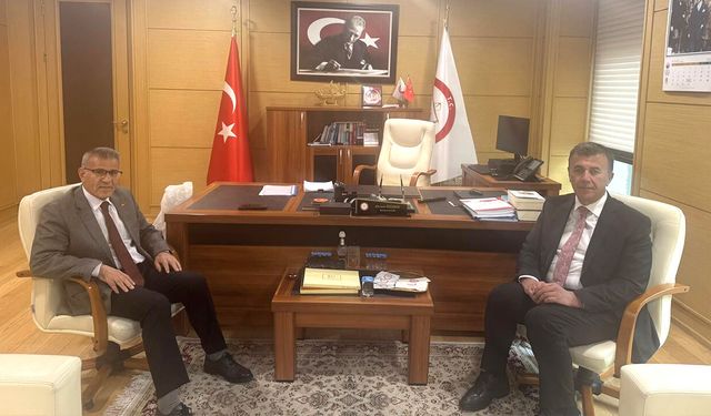 Kadışehri Belediye Başkanı Karadavut YSK Başkan Vekili Ekrem Özübek’e Ziyaret