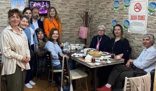 Yozgat Medrese Mahallesi Muhtarından Anneler Gününe Özel Kahvaltı Etkinliği