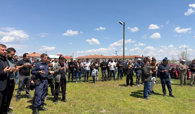 Yozgat Şefaatli Paşaköy’de Yağmur Bereketi İçin Şükür Duası Yapıldı