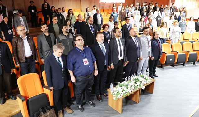 Yozgat Bozok Üniversitesi’nde I. Ulusal Fen Edebiyat Fakültesi Sempozyumu Başladı