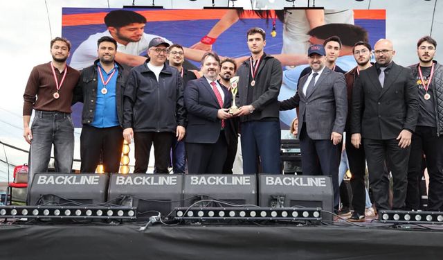 Yozgat Bozok Üniversitesi Tıp Fakültesi Basketbol Takımı Spor Şenliklerinde Şampiyon Oldu