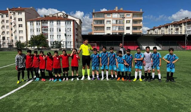 Yozgat Müzeyyen Çokdeğerli İlkokulu’ndan Küçükler Futbol Şenliği’nde Farklı Galibiyet