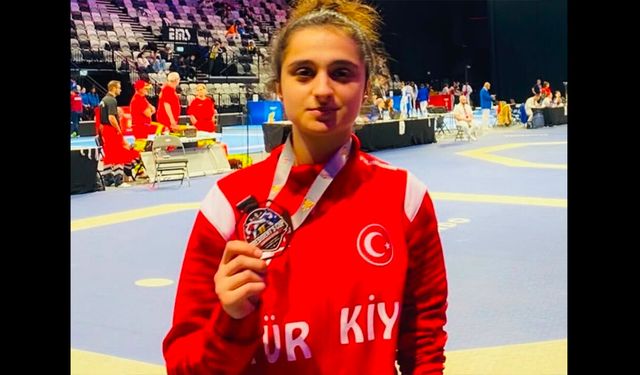 Yozgatlı Tuana Çelik Avrupa’da Bronz Madalya Kazandı